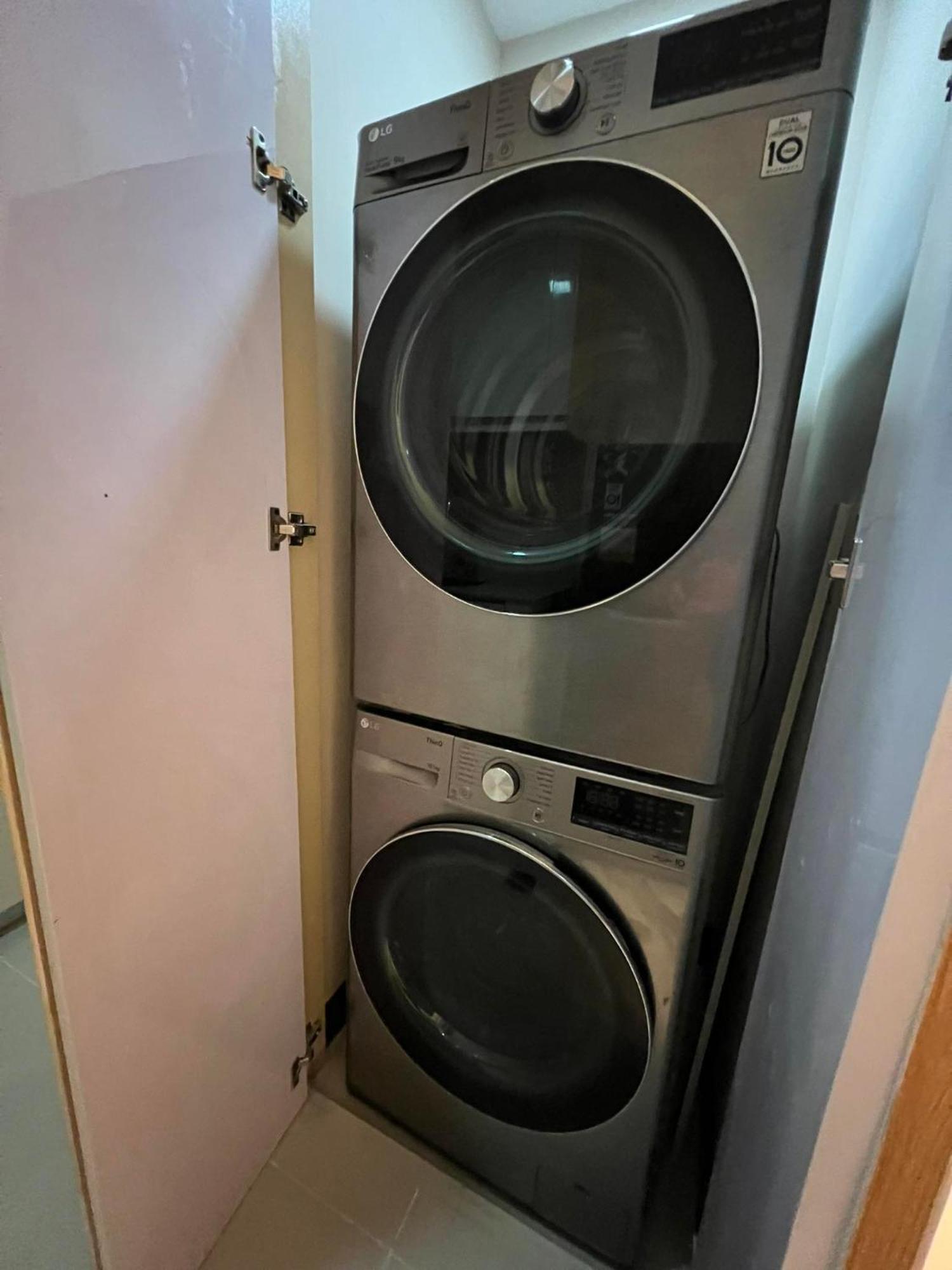Hotel Vibe Condo At Uptown Parksuites Bgc Taguig Zewnętrze zdjęcie